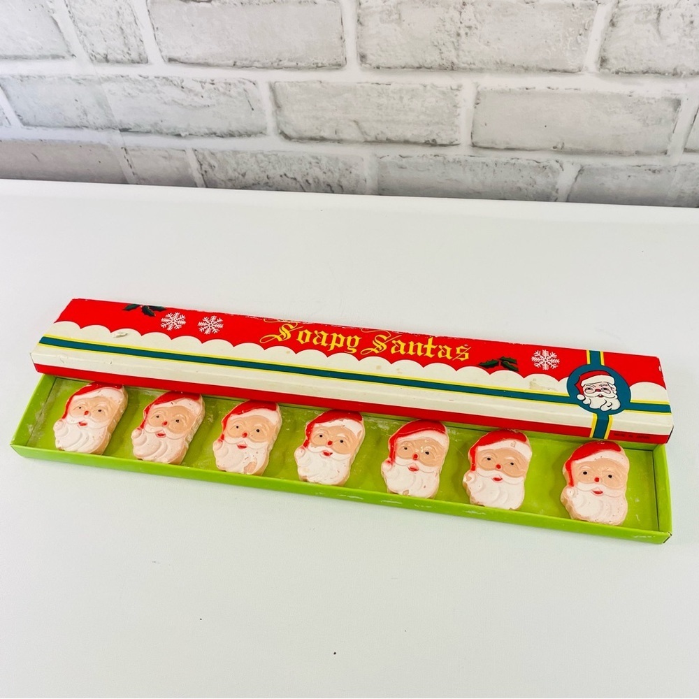 Vintage MCM “Soapy Santas” Retro Small Decorative Christmas Soaps Box of 7